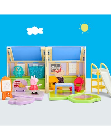 Peppa Pig Peppa's Pop-Open Playgroup Playset