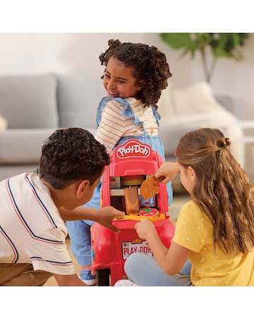Play-Doh Pizza Delivery Kids Scooter Playset