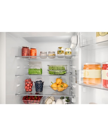 Hotpoint HTC18D011A1 Integrated 70/30 Fridge Freezer - White