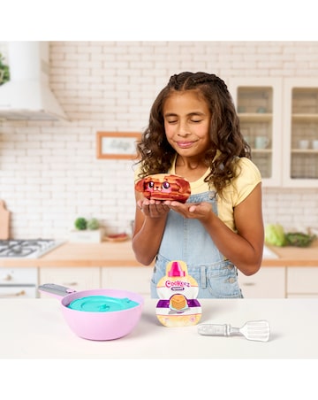 Cookeez Makery S2 Pancake Treatz Playset