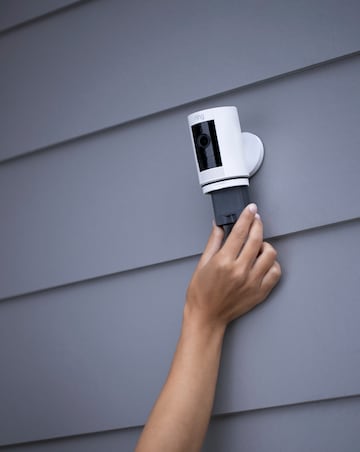 Ring Stick Up Cam Battery (Gen 3) - White