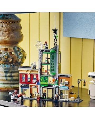 LEGO Marvel Spider-Man vs. Oscorp, Kids' Super Hero Building Kit Gift 76324