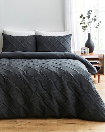 Pinsonic Duvet Cover Set