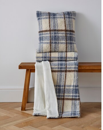 Boucle Checked Throw
