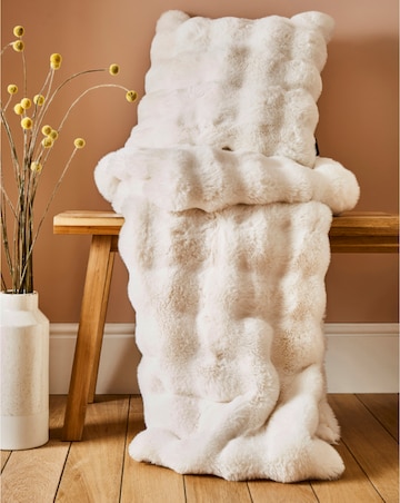 Bubble Faux Fur Throw - Ivory