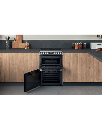 Hotpoint HDM67V8D2CX/UK 60cm Electric Double Cooker + Installation