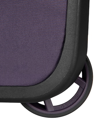 IT Luggage Flyrite Trolley Bag