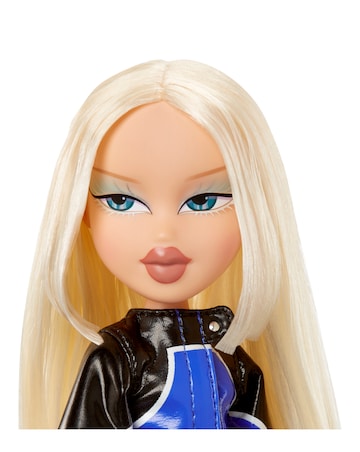 Bratz Scorchin Fashion Doll - Cloe