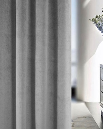 Oxford 100% Blackout Pencil Pleat Velvet Curtain