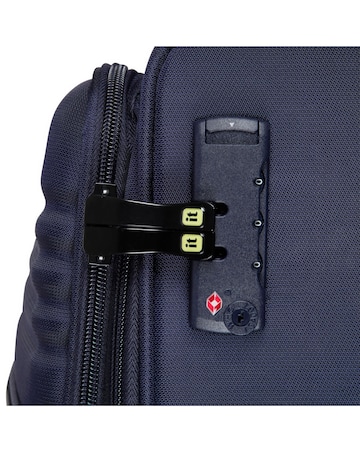 IT Luggage Circulator Medium Suitcase