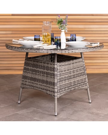 Charles Bentley 4 Seater Round Rattan Dining Set