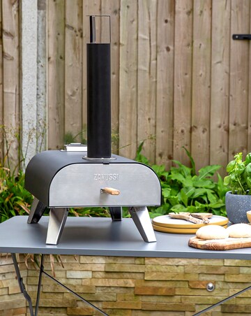 Zanussi BBQ Pizza Oven with Paddle & Cover
