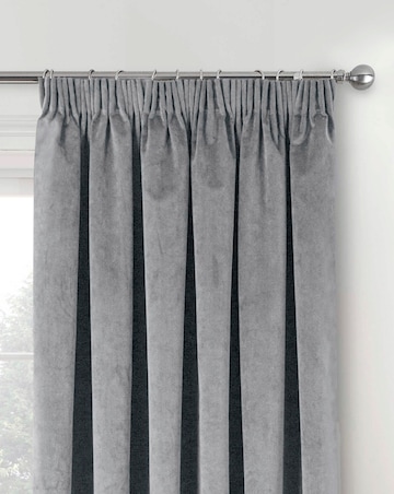 Oxford 100% Blackout Pencil Pleat Velvet Curtain
