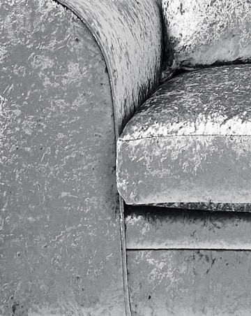 Chicago Crushed Velvet 2 Seater Sofa