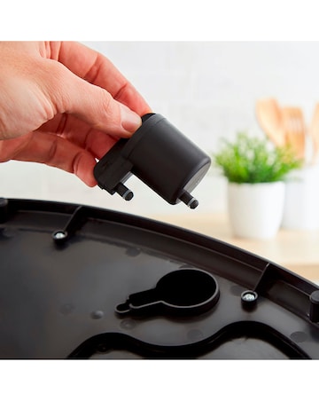 Tower T22023GLD 2700W Steam Generator Iron