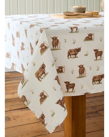 Angus Highland Cow Table Cloth