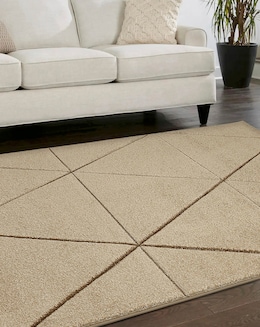 Sara Carved Triangle Rug