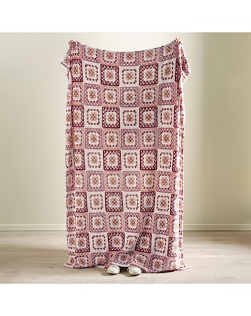 Catherine Lansfield Crochet Print Fleece Throw