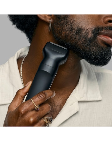 Remington ONE 18-in-1 Total Body Multi-Groomer with Full Sized Foil Shaver PG780