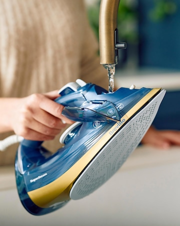 Breville VIN413 2600W Super Steam Ceramic Steam Iron