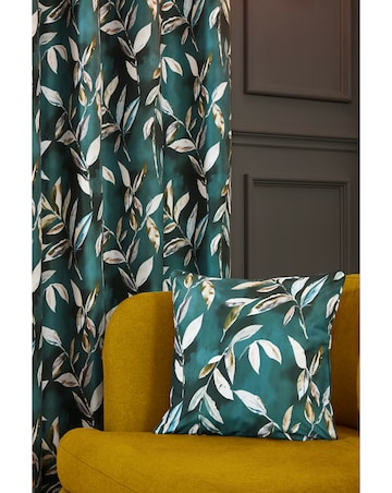 Sundour Madrid Eyelet Curtains