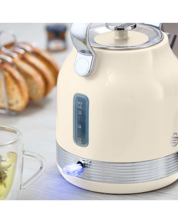 Swan Retro 1.7L Kettle + 4 Slice Toaster + 4.5L Air Fryer