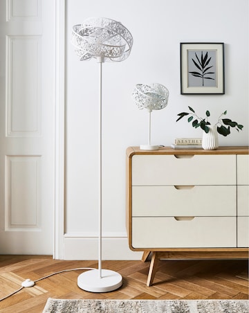 Matte White Fretwork Table Lamp