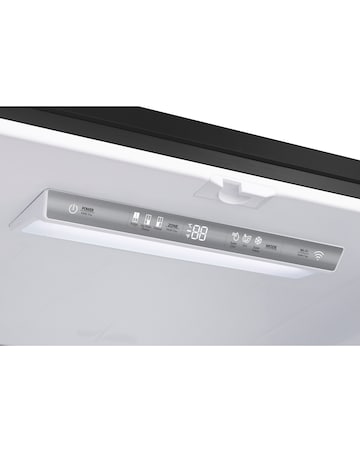 Hisense RQ758N4SWFE American Fridge Freezer