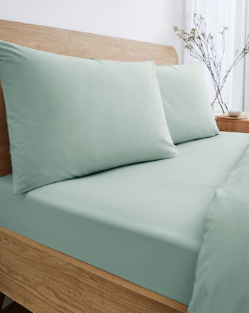 Pure Cotton 200 Thread Count 30cm Fitted Sheet
