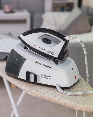 Russell Hobbs 24420 4.5 Bar Steam Power Series 1 Steam Generator Iron