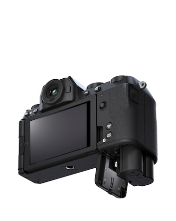 Fujifilm X-S20 Mirrorless Digital Camera with XC 15-45mm f/3.5-5.6 OIS PZ Lens