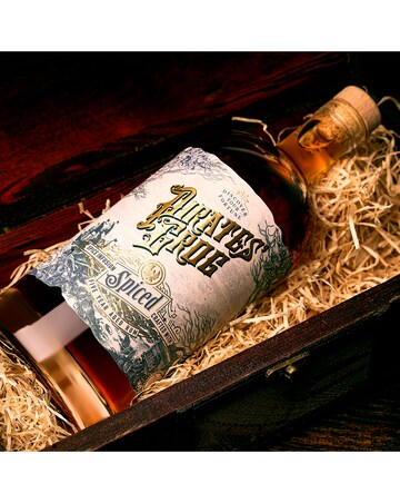 Pirate's Grog Spiced Rum Gift Chest