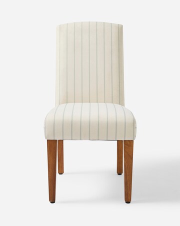 Julipa Ashford Dining Table with 4 Everly Chairs