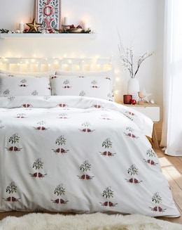 Kissing Robin Mistletoe Duvet Cover Set