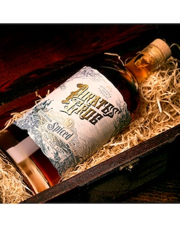 Pirate's Grog Spiced Rum Gift Chest