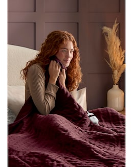 Silentnight Luxury Heated Throw