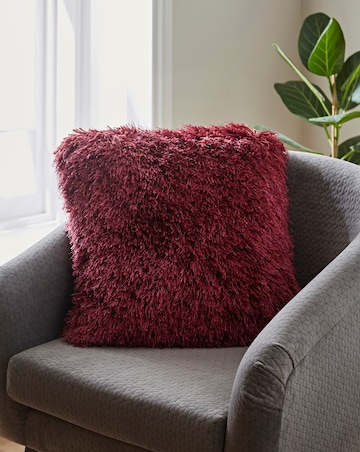 Indulgence Supersoft Shaggy Cushion