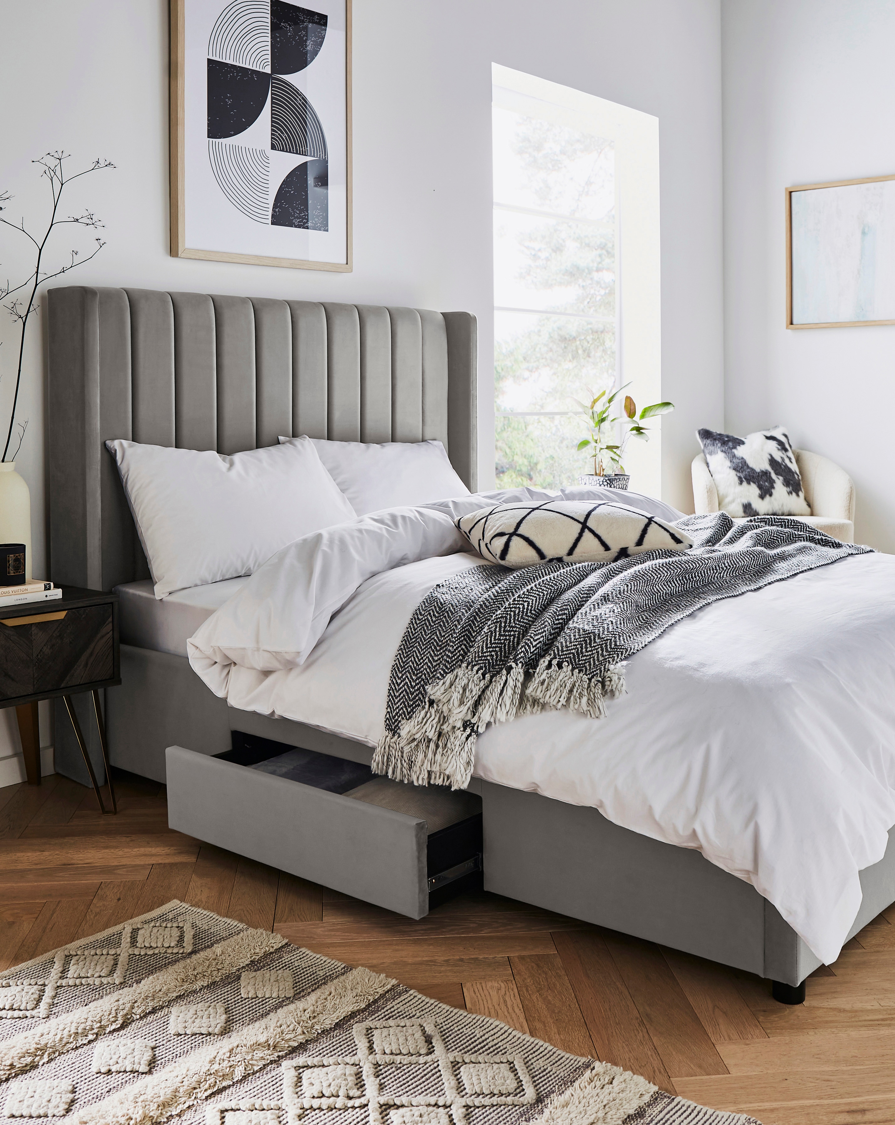 Eloise Winged Velvet Storage Bedframe