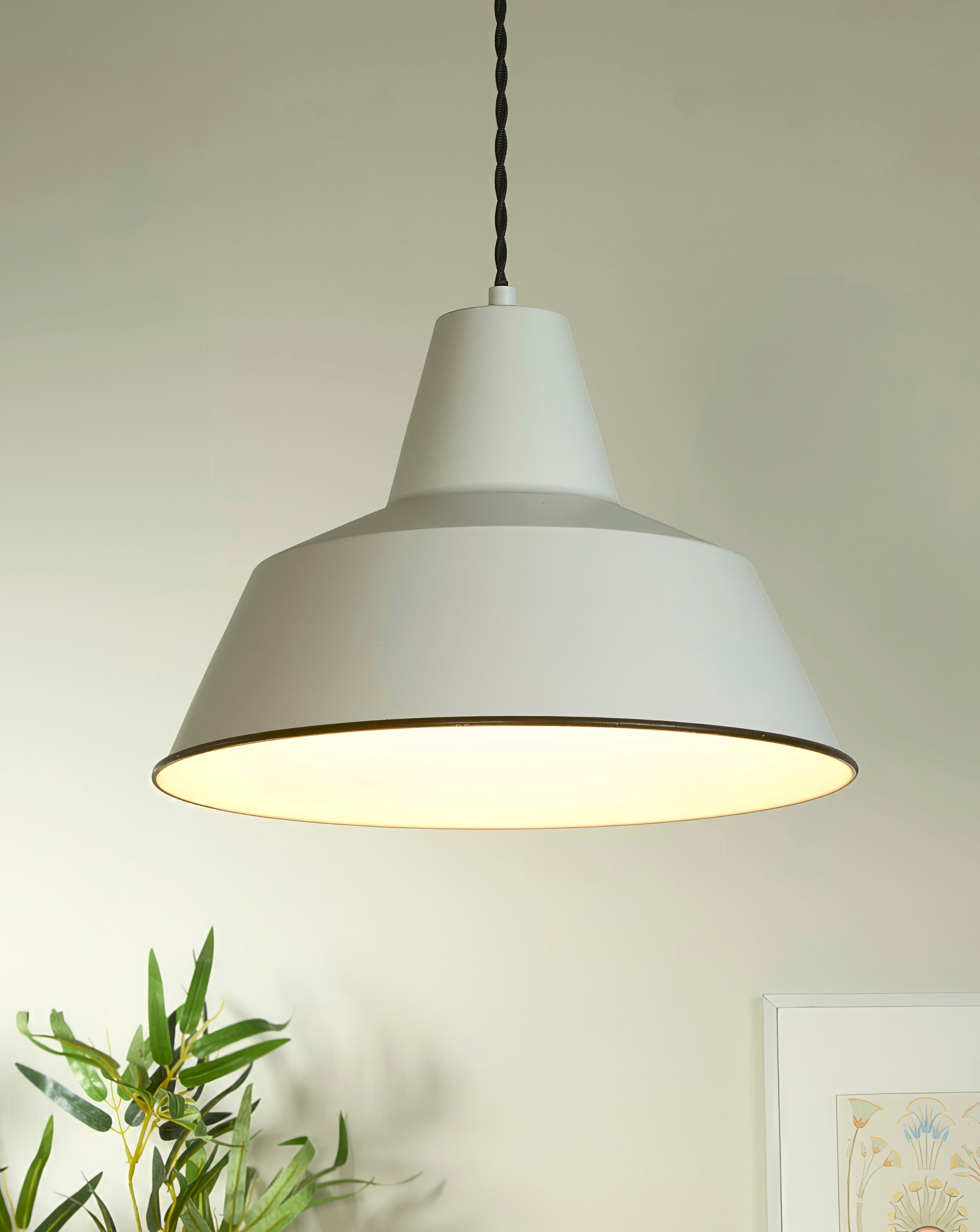 Cream Metal Diner Pendant