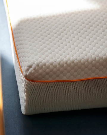 Dormeo Octasmart Essentials Hybrid Memory Mattress