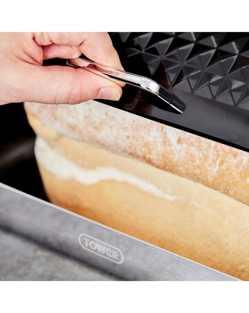 Tower Solitaire 4 Piece Bread Bin and Canister Set Black