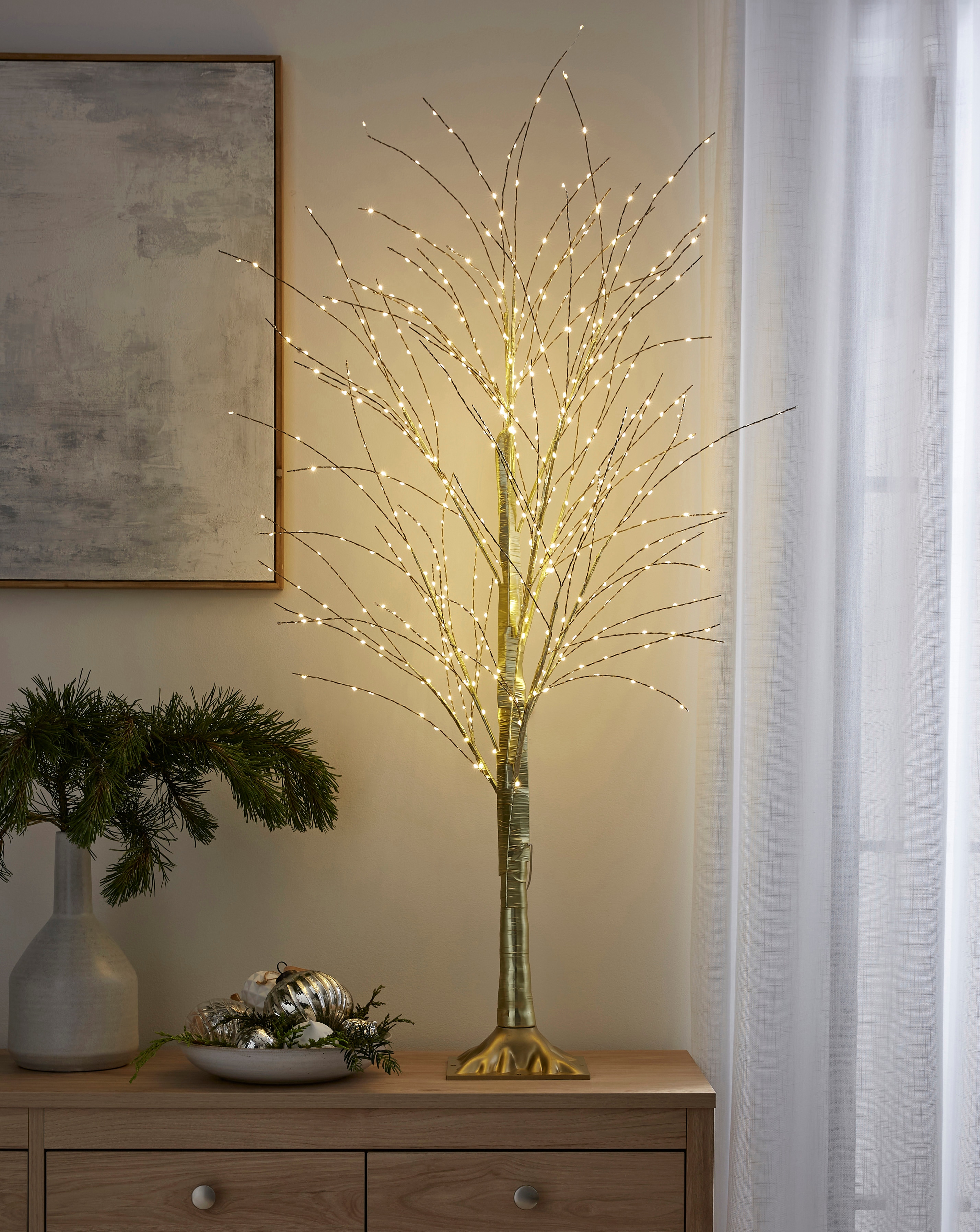 Twinkling Microdot Christmas Tree