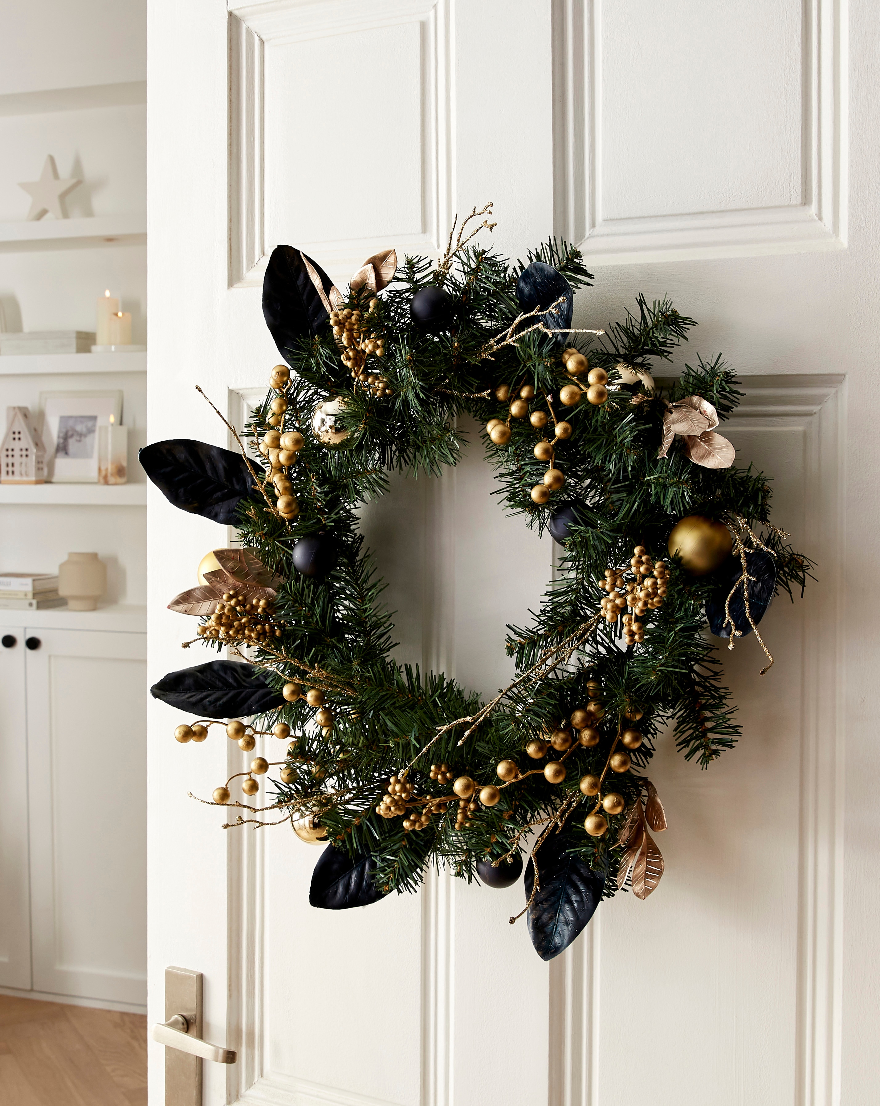 Gold and Blue Berry Leaves Wreath