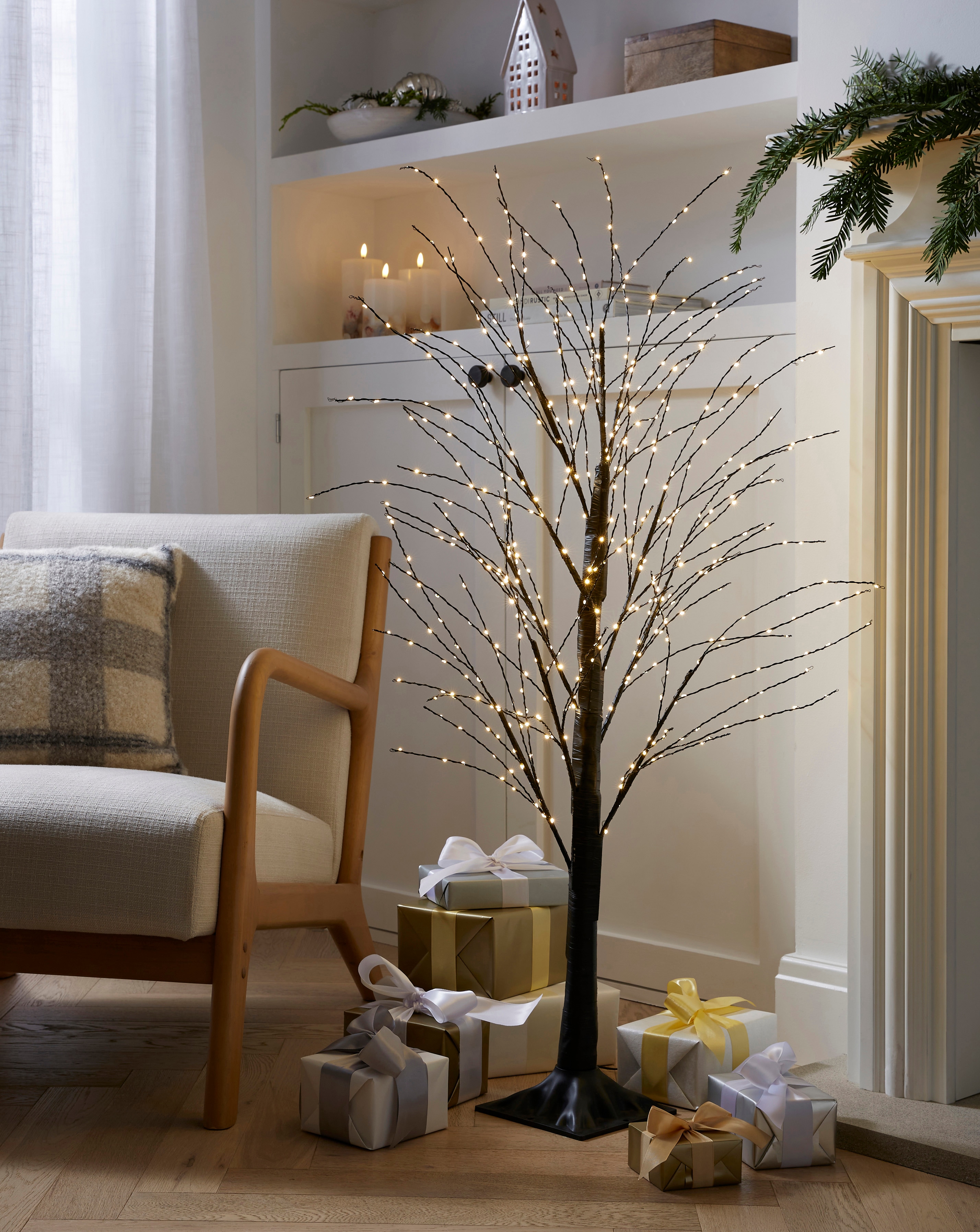 Twinkling Microdot Christmas Tree
