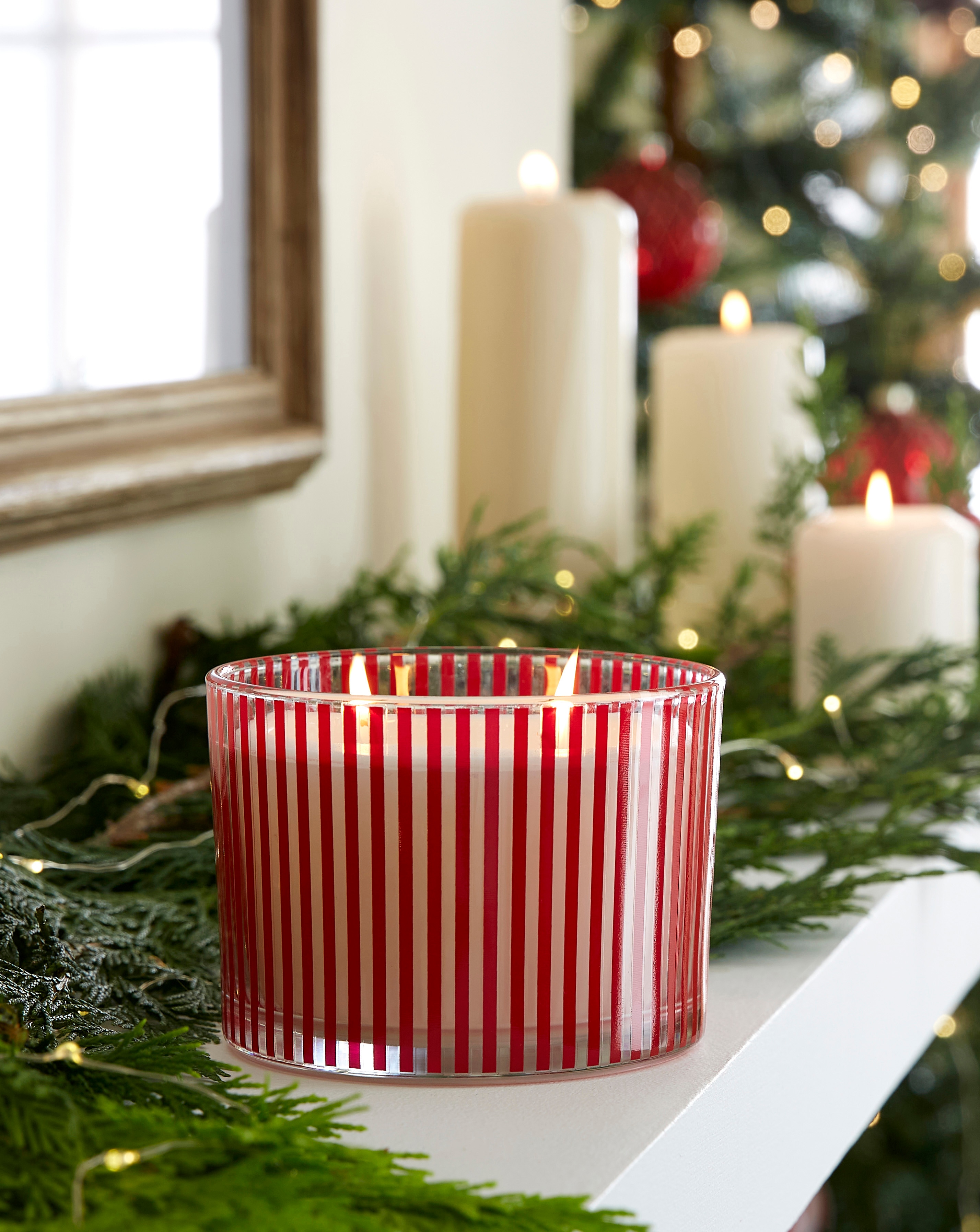 Merry Berries & Bows Striped Candle