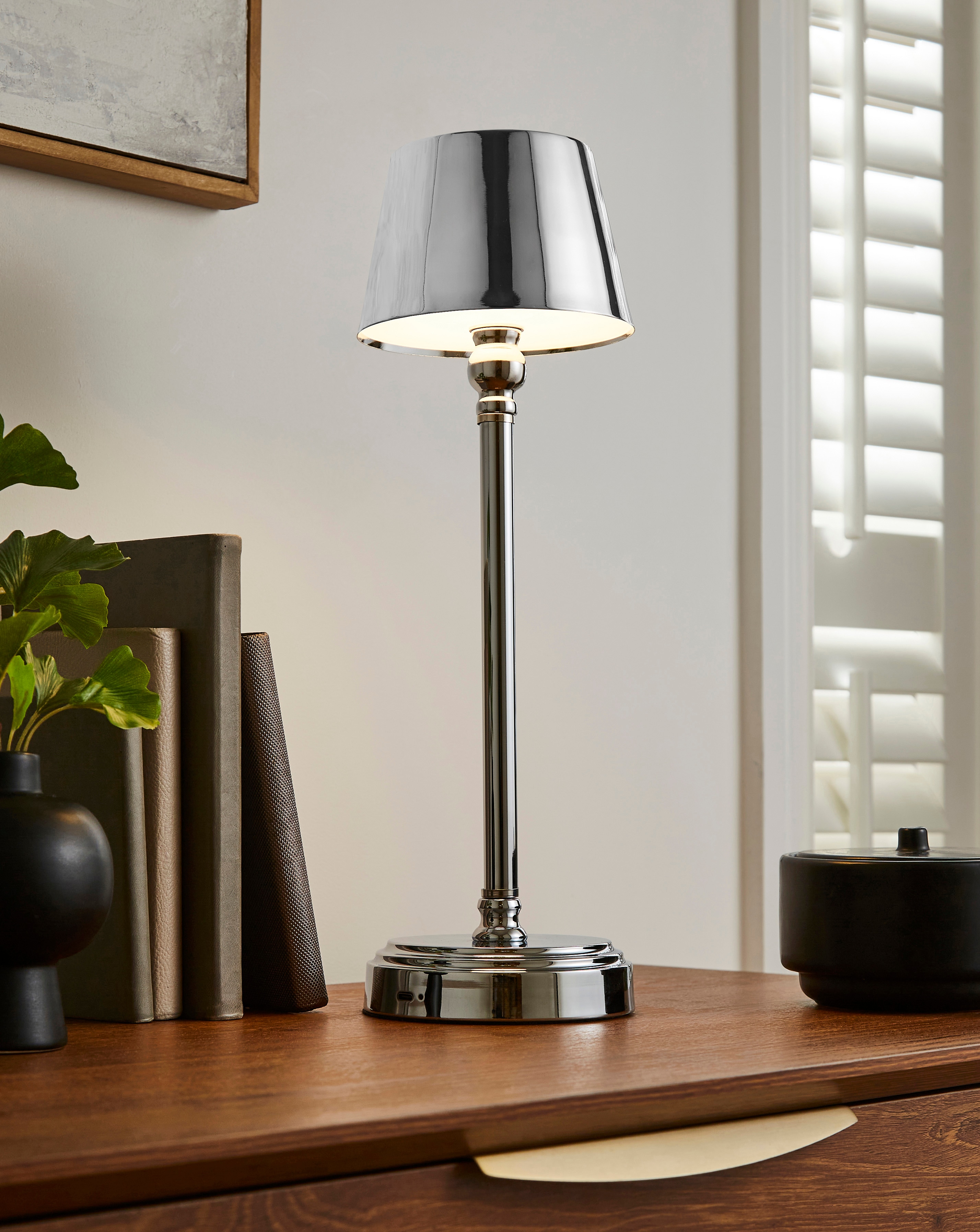 Isla Rechargeable Table Lamp