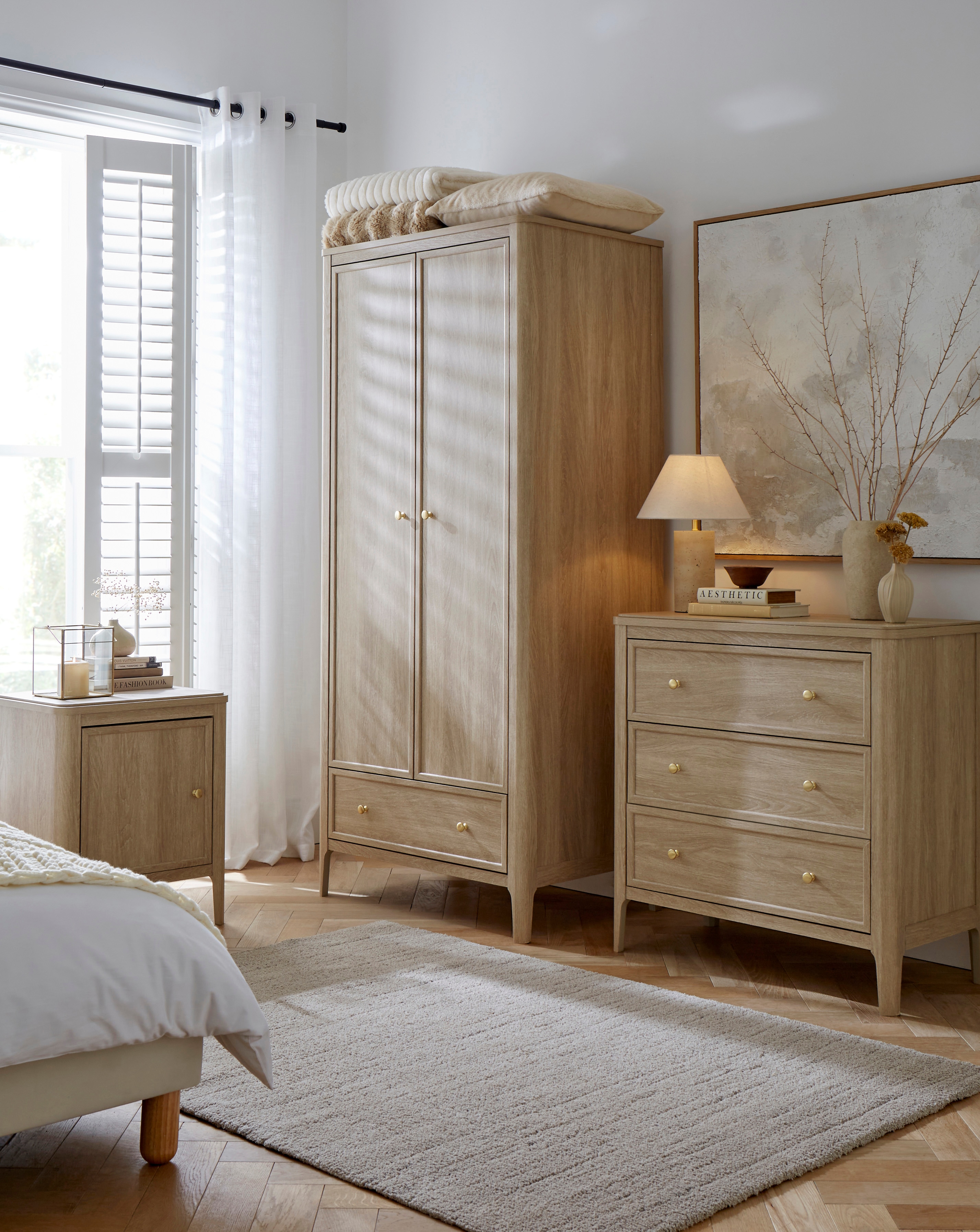 Julipa Charlotte 4 Piece Package