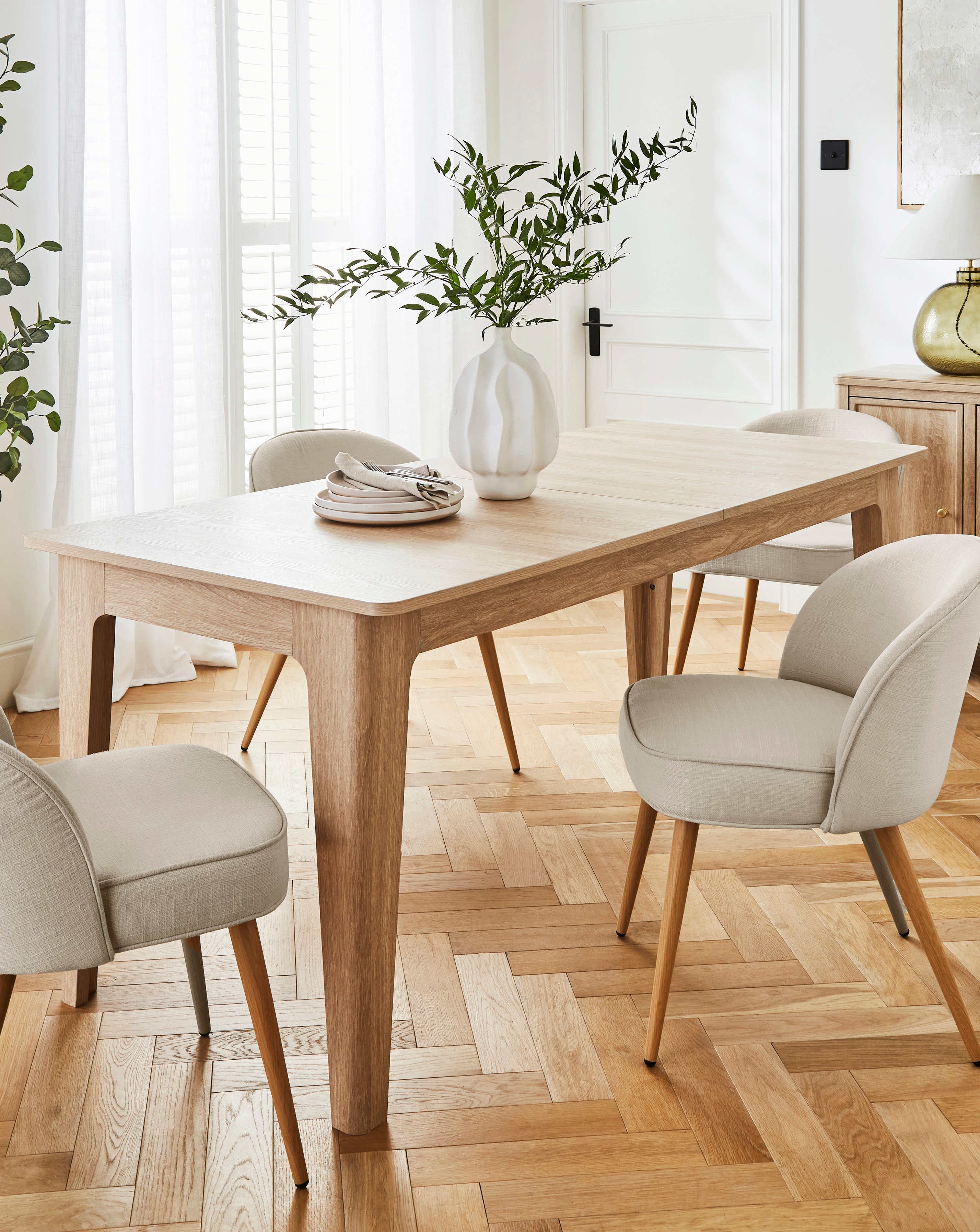 Julipa Charlotte Extendable Dining Table