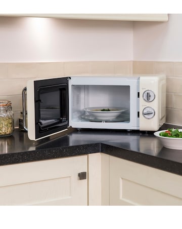 Russell Hobbs RHRETMM705C 17Litre Retro Manual Microwave - Cream