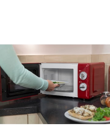 Russell Hobbs RHRETMM705R 17Litre Retro Manual Microwave - Red